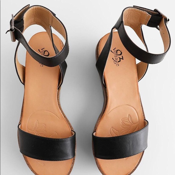 Vintage 93 sandals - Picture 7 of 8